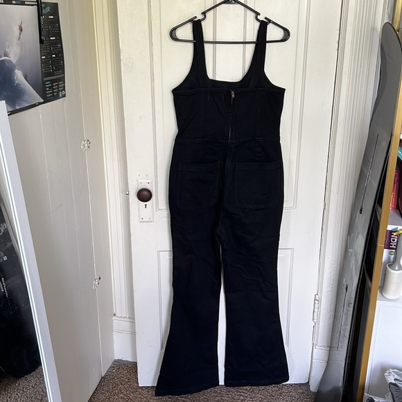 Madewell Denim Flare-Leg Jumpsuit in Bonner Wash - Picture 11 of 16